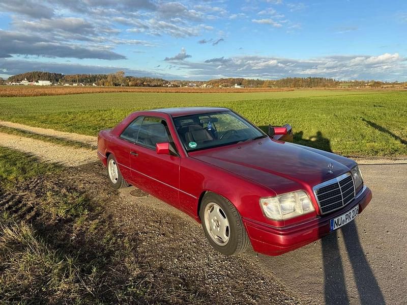 Gebraucht Mercedes E320 220 PS (161 kW) 1995 Rot Coupé
