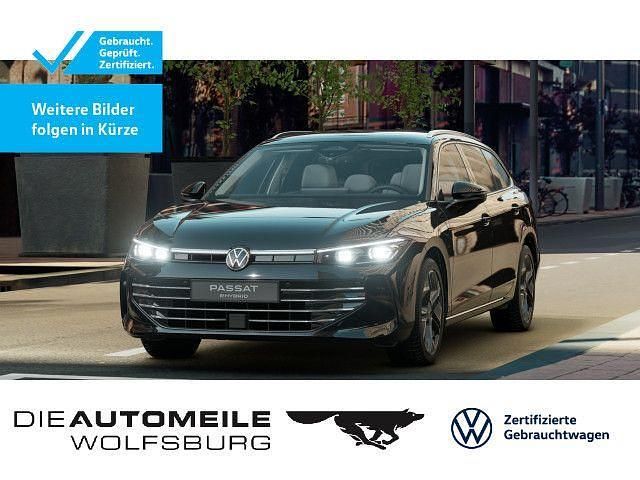 Grenadillschwarz metallic Gebraucht 2025 VW Passat Elegance Kombi | 43.150 € (Guter Preis) - Bild 1/4