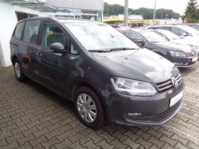 Gebraucht VW Sharan 140 PS (102 kW) 2011 Grau Van / Kleinbus