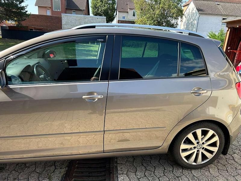Gebraucht VW Golf VI Team 160 PS (117 kW) 2010 Braun Kleinwagen