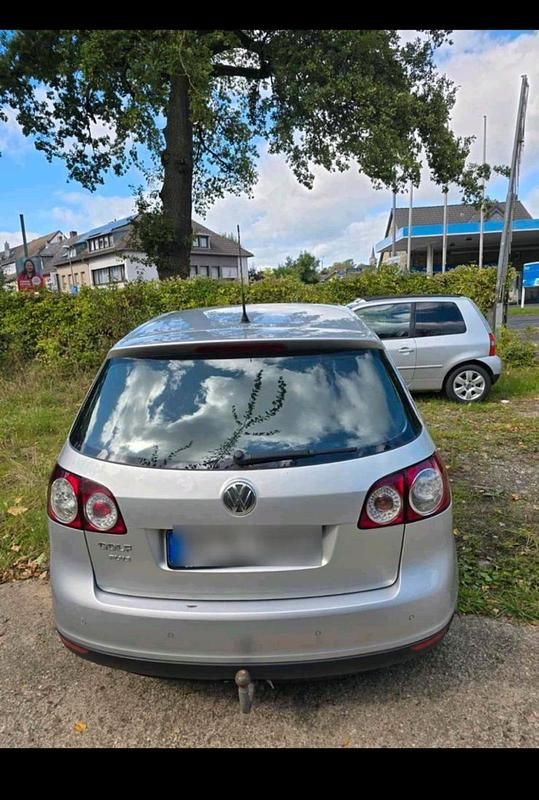 Silber Gebraucht 2006 VW Golf V Kleinwagen | 1.290 € (Superpreis) - Bild 1/4