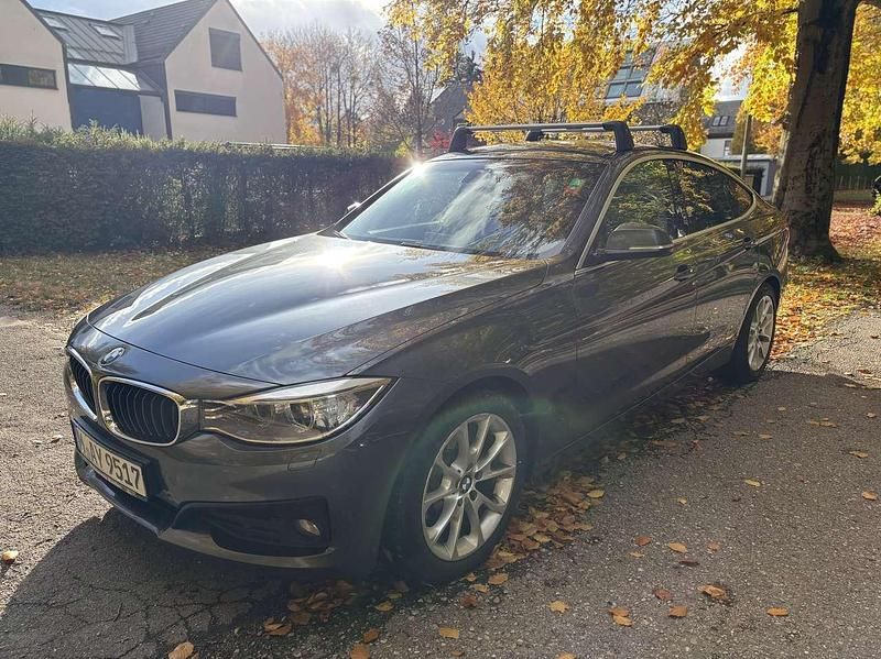 Gebraucht BMW 320 184 PS (135 kW) 2014 Limousine