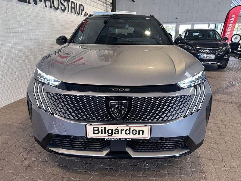 Gebraucht Peugeot e-5008 239 kW (325 PS) 2024 Silber SUV