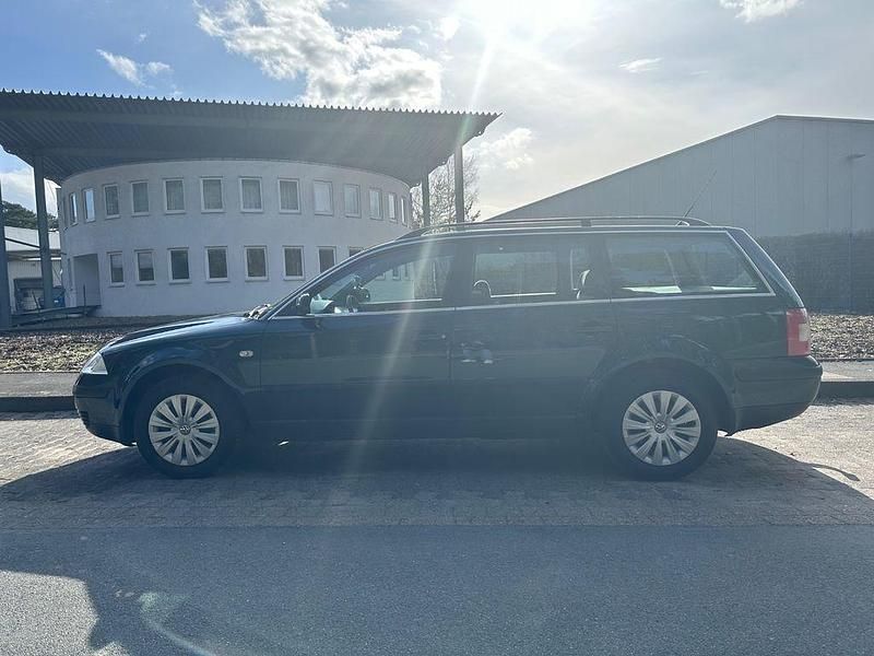 Gebraucht VW Passat Comfortline 116 PS (85 kW) 2001 Grün Kombi
