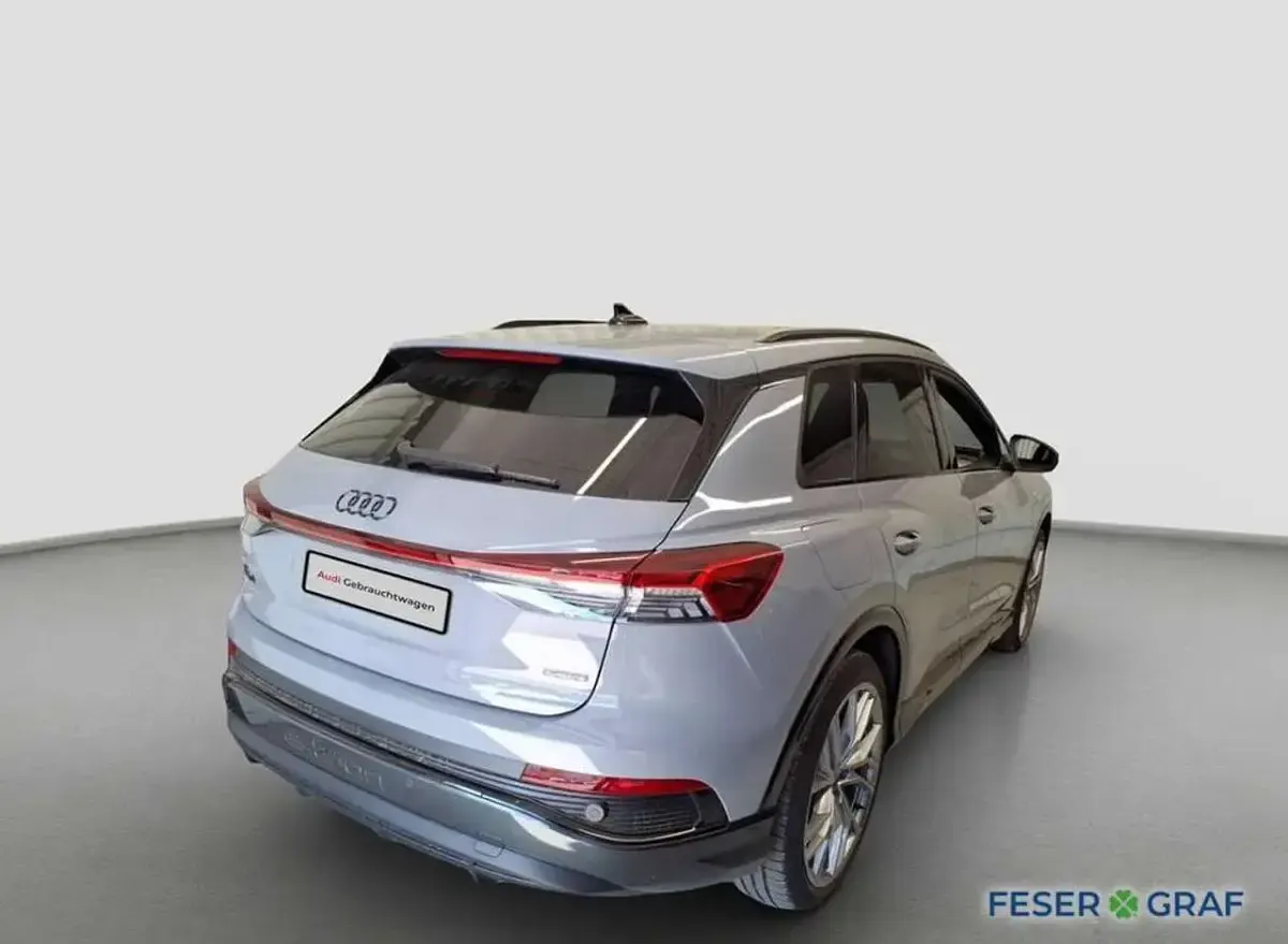 Gebraucht Audi Q4 e-tron S-Line 250 kW (340 PS) 2024 Kieselgrau SUV