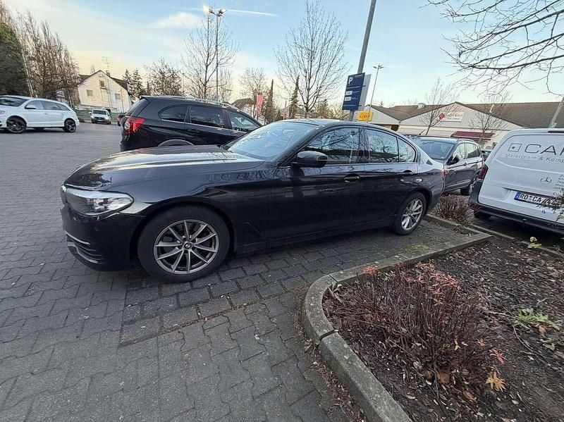 Schwarz Gebraucht 2020 BMW 530 Limousine | 24.000 € (Superpreis) - Bild 1/4