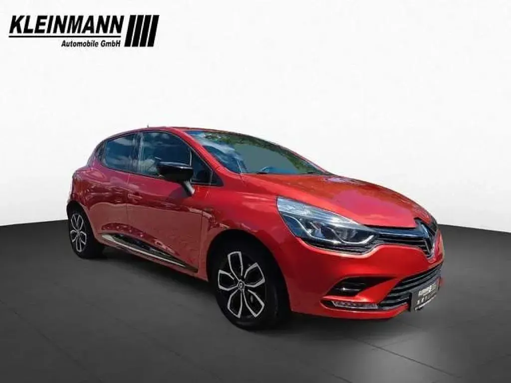 Gebraucht Renault Clio LIMITED 90 PS (66 kW) 2018 Dezir rot metallic (metallic) Kleinwagen