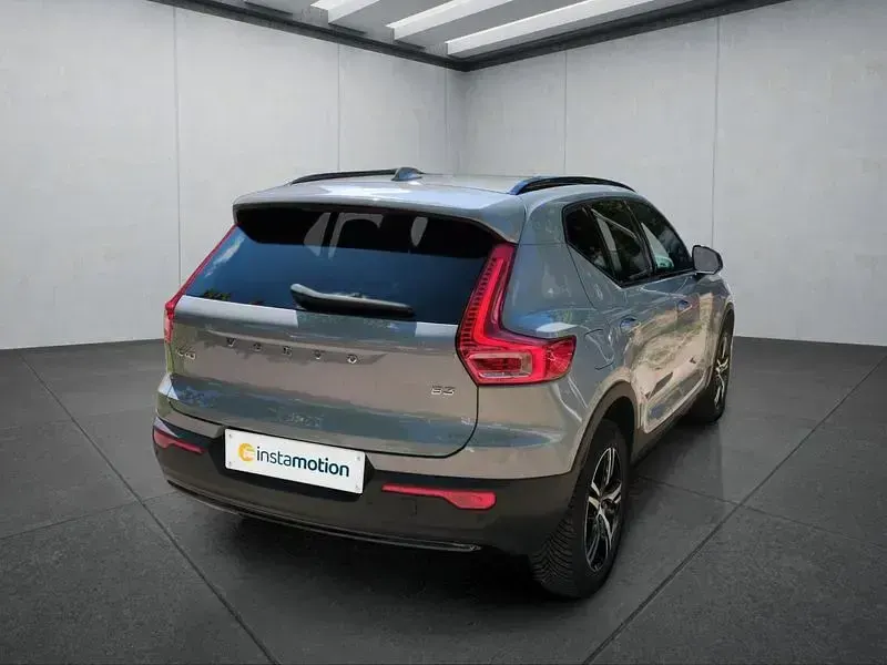 Gebraucht Volvo XC40 Plus 163 PS (119 kW) 2024 Grau SUV