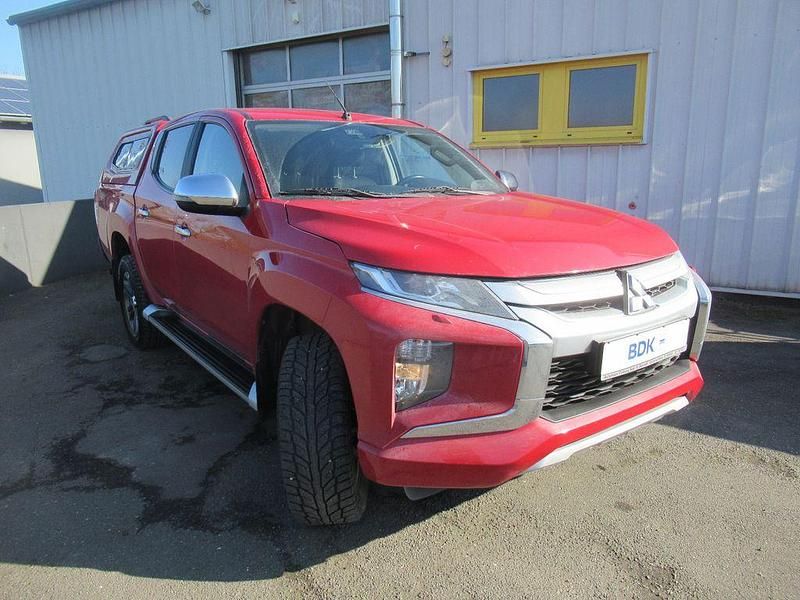 Gebraucht Mitsubishi L200 150 PS (110 kW) 2020 Rot Pickup