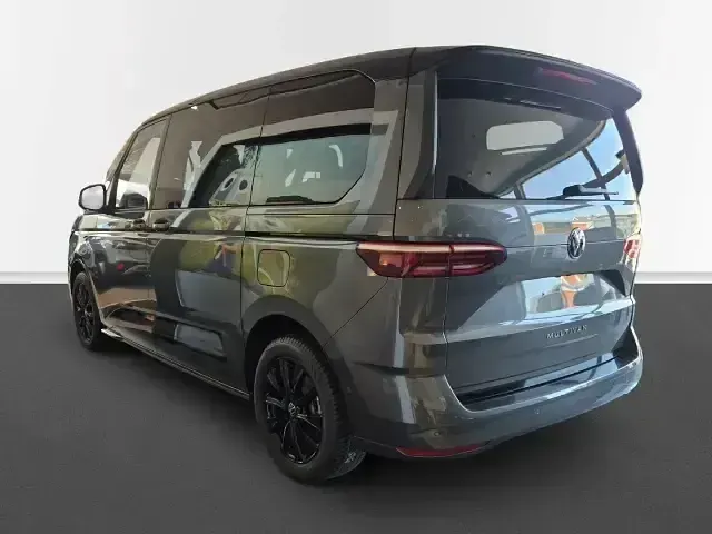 Używany VW Multivan Life 150 KM (110 kW) 2026 Andere Minivan