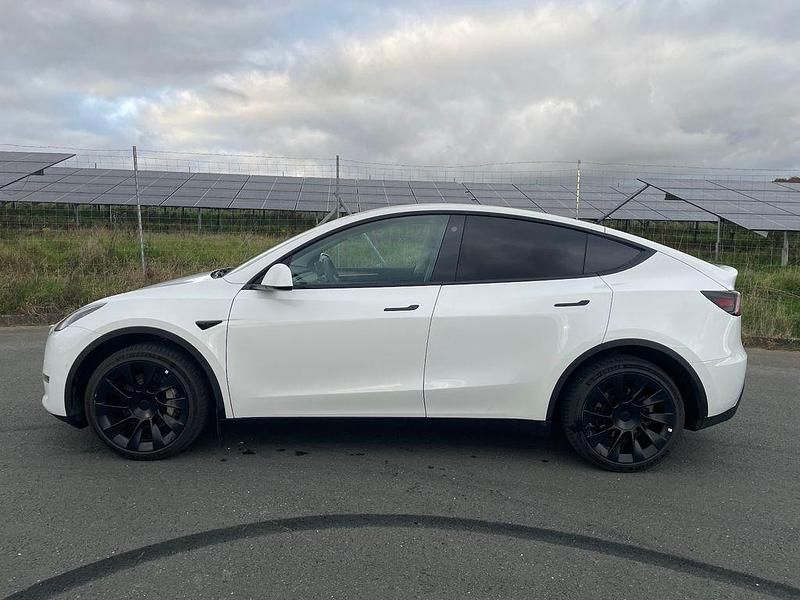 Gebraucht Tesla Model Y Long Range AWD 378 kW (514 PS) 2022 Weiß SUV