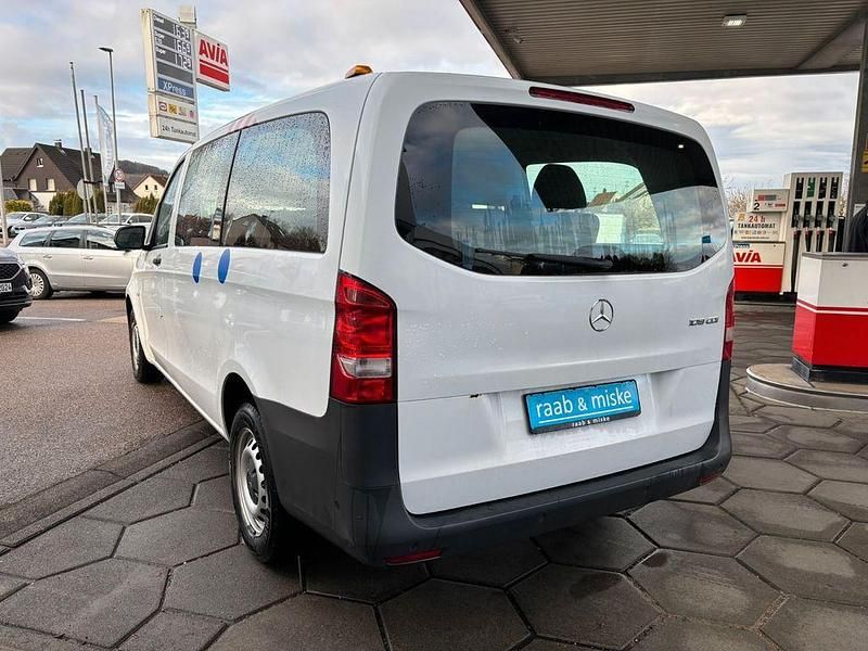 Gebraucht Mercedes Vito 88 PS (64 kW) 2019 Weiß Van