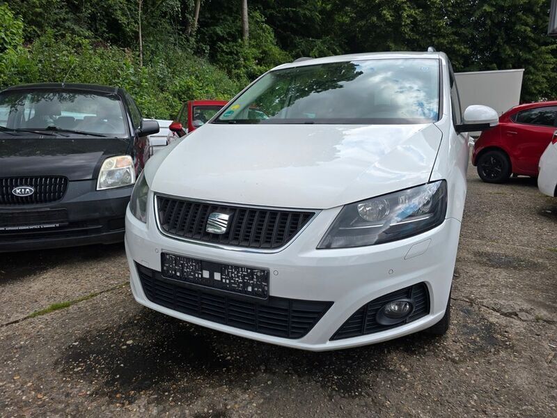 Weiß Gebraucht 2012 Seat Alhambra Style Van / Kleinbus | 9.600 € (Fairer Preis) - Bild 1/4