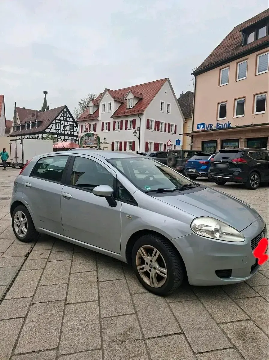 Gebraucht Fiat Grande Punto 77 PS (56 kW) 2007 Grau Kleinwagen