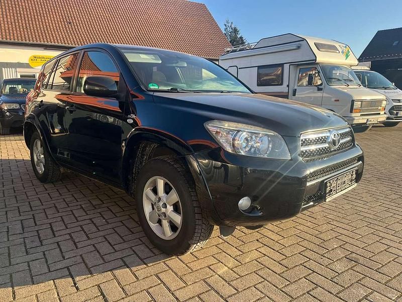 Schwarz Gebraucht 2006 Toyota RAV4 SUV | 4.950 € (Fairer Preis) - Bild 1/4