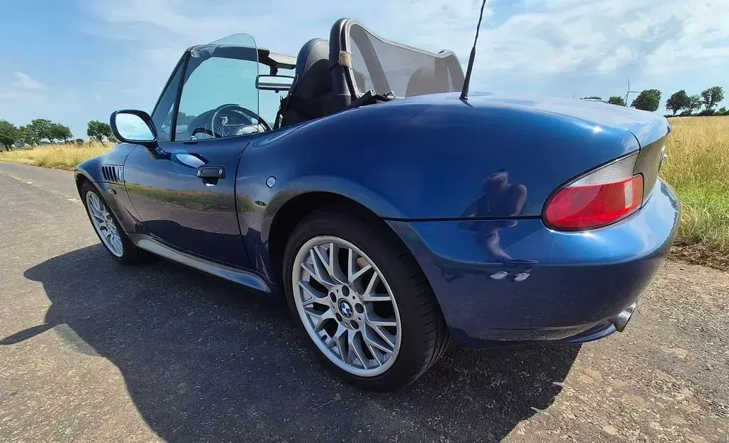 Gebraucht BMW Z3 Sport Line 231 PS (169 kW) 2003 Blau Cabrio