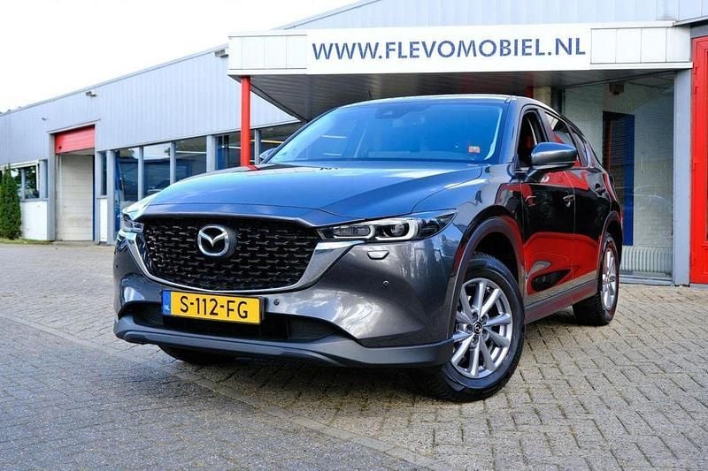 Grau Gebraucht 2023 Mazda CX-5 Comfort SUV | 21.649 € (Etwas zu teuer) - Bild 1/4