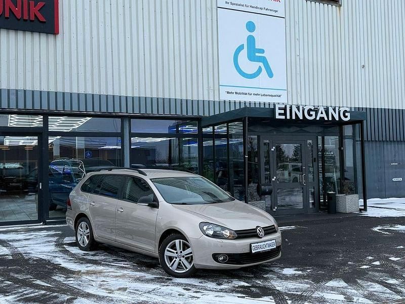 Gebraucht VW Golf VI Match 105 PS (77 kW) 2012 Silber Kleinwagen