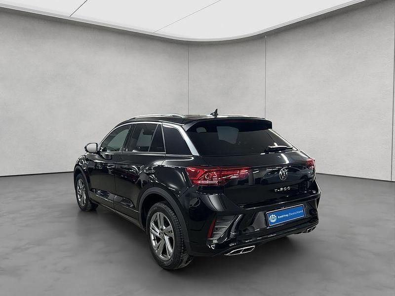 Second-hand VW T-Roc R-line 110 CP (80 kW) 2023 Negru SUV