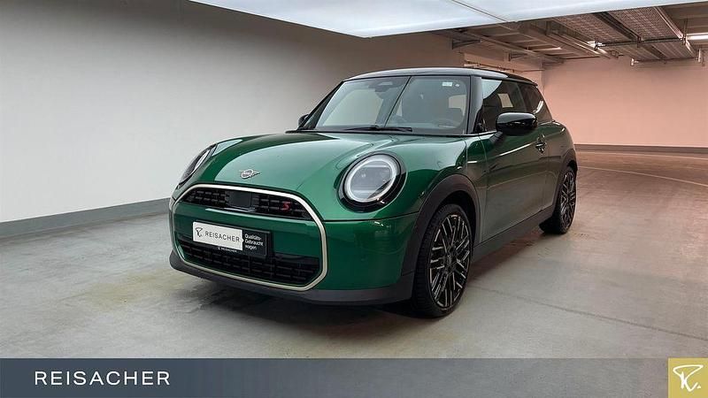 Grün Gebraucht 2024 Mini Cooper S Favoured Kleinwagen | 31.588 € (Teuer) - Bild 1/4