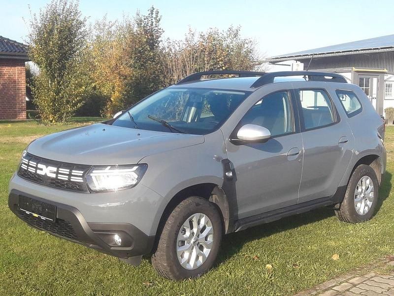 Gebraucht Dacia Duster Expression 116 PS (85 kW) 2024 Städtisches grau SUV