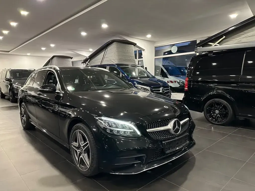 Gebraucht Mercedes C300e AMG 194 PS (142 kW) 2019 Schwarz Kombi