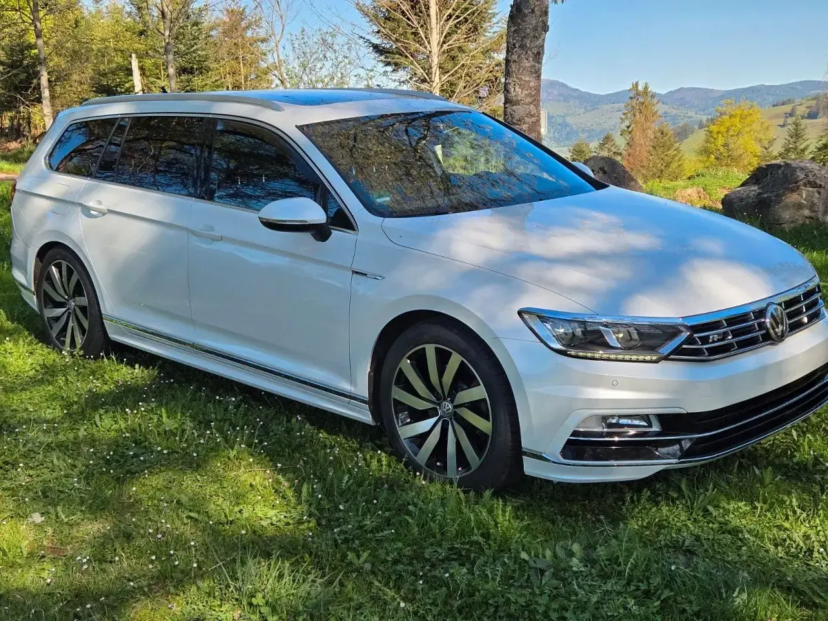 Gebraucht VW Passat Highline 190 PS (139 kW) 2015 Weiß Kombi
