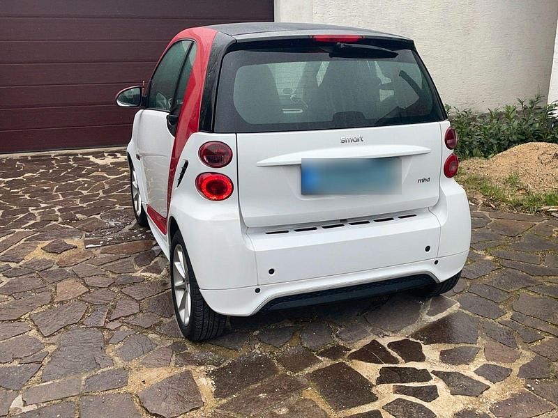 Gebraucht Smart ForTwo Coupé 71 PS (52 kW) 2014 Weiß Coupé