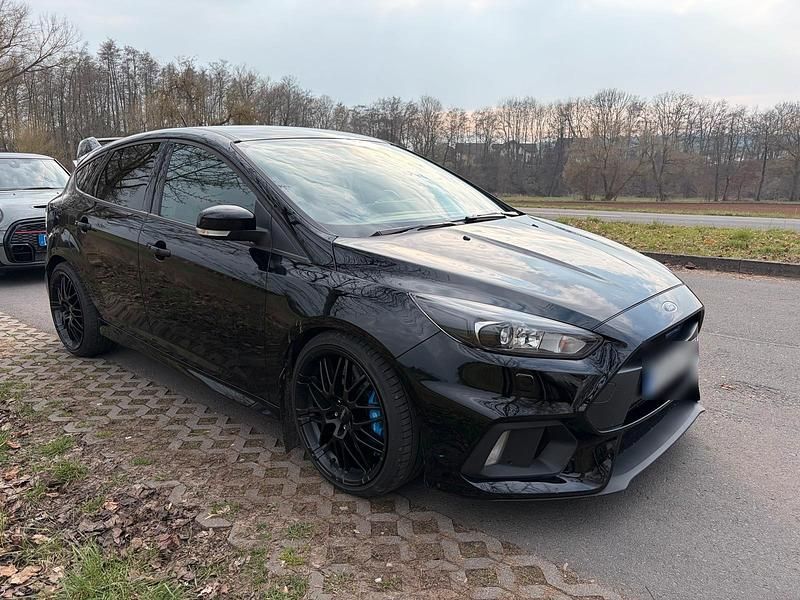 Gebraucht Ford Focus RS 350 PS (257 kW) 2017 Schwarz Limousine