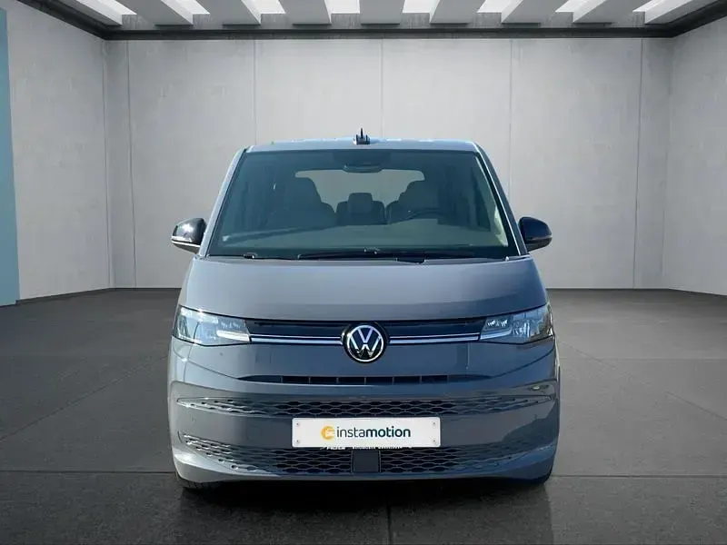 Gebraucht VW Multivan 150 PS (110 kW) 2022 Grau Van / Kleinbus