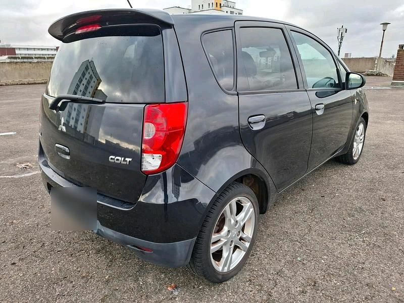 Gebraucht Mitsubishi Colt 95 PS (69 kW) 2009 Schwarz Kleinwagen
