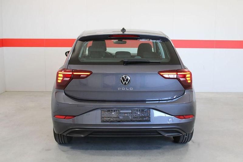 Gebraucht VW Polo Life 95 PS (69 kW) 2023 Grau Kleinwagen