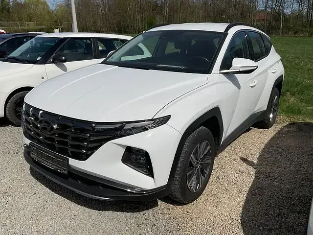 Gebraucht Hyundai Tucson Select 179 PS (131 kW) 2020 Weiß SUV