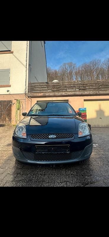 Gebraucht Ford Fiesta 60 PS (44 kW) 2006 Schwarz Kleinwagen