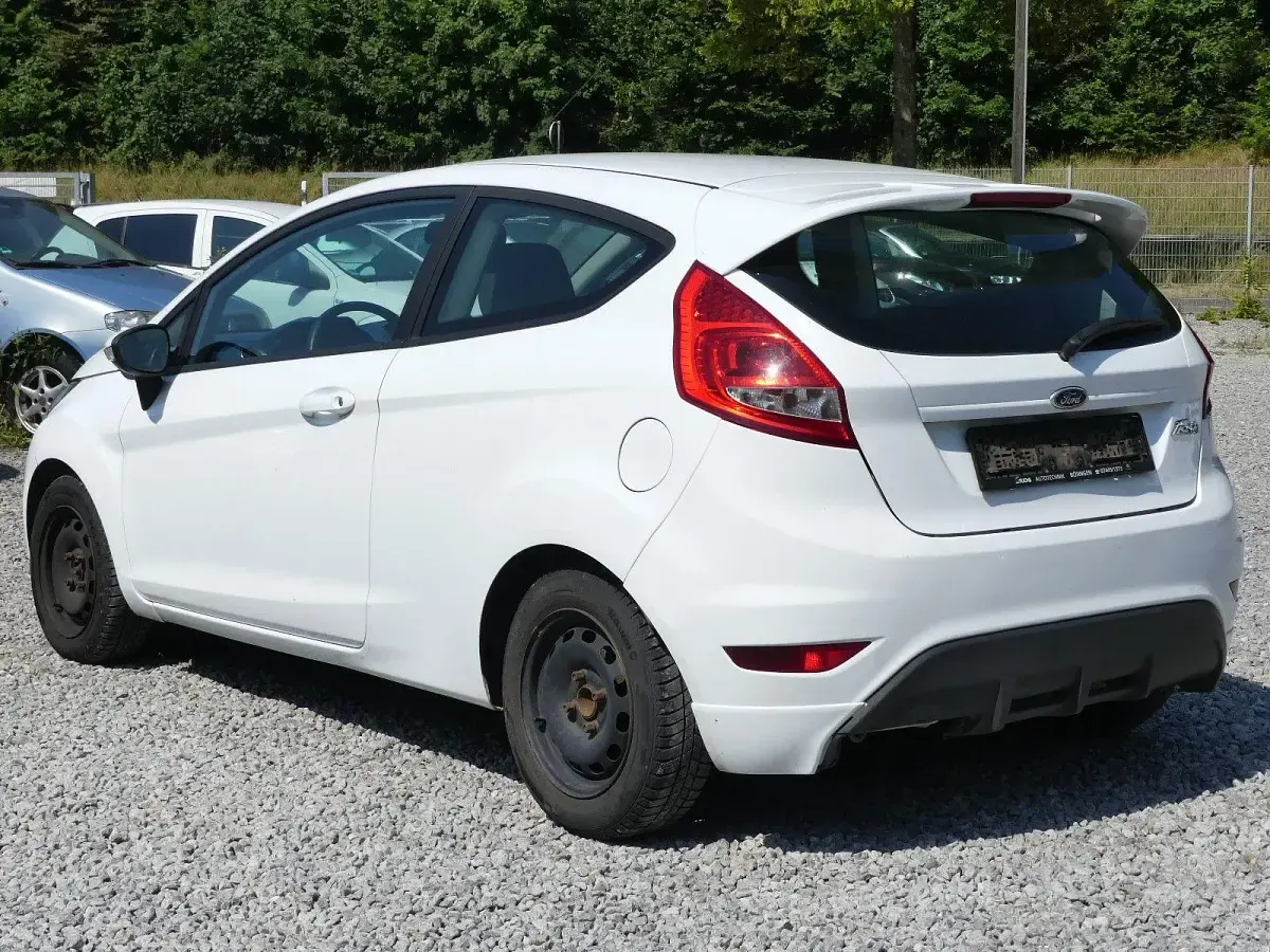Gebraucht Ford Fiesta Sport 97 PS (71 kW) 2011 Weiß Kleinwagen