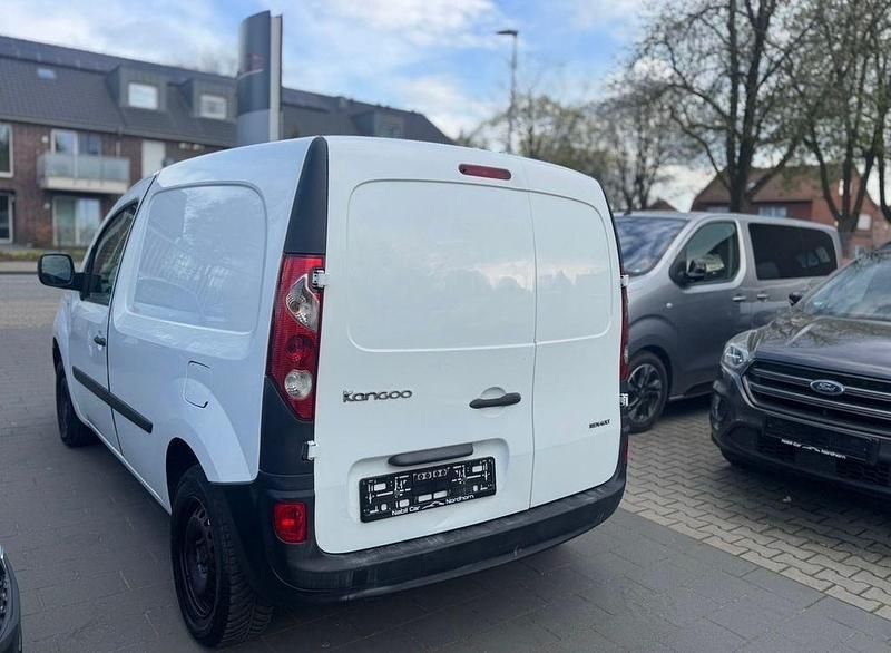 Second-hand Renault Kangoo 68 CP (50 kW) 2010 Alb Monovolum