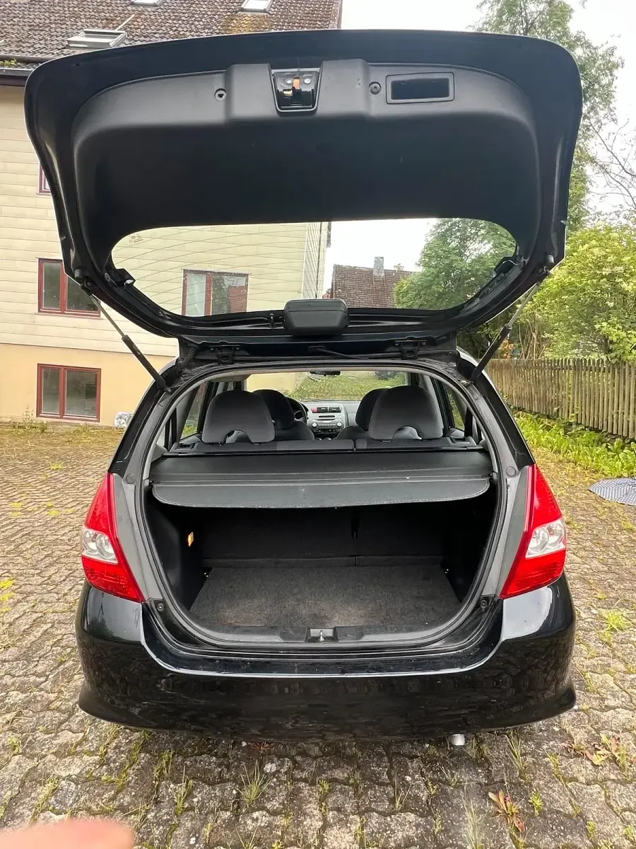 Gebraucht Honda Jazz 78 PS (57 kW) 2006 Schwarz Kleinwagen