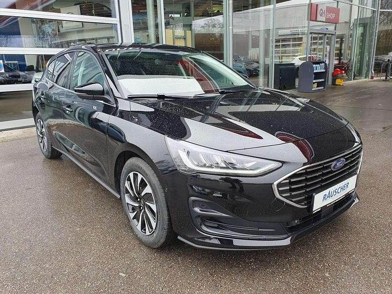 Neu Ford Focus Titanium 155 PS (114 kW) 2025 Agate black metallic Limousine