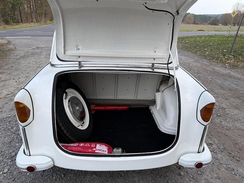 Gebraucht Trabant 600 23 PS (16 kW) 1963 Weiß Kleinwagen