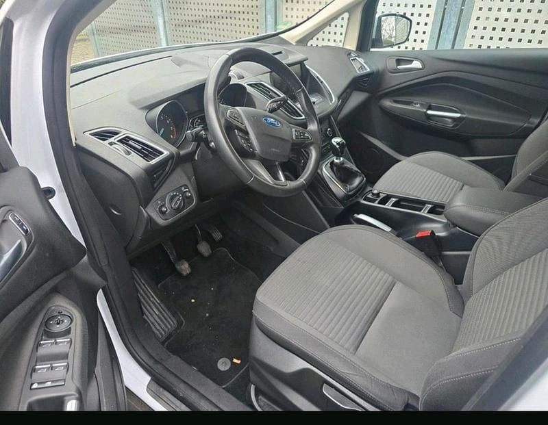 Usata Ford C-MAX 125 CV (91 kW) 2015 Bianco Monovolume