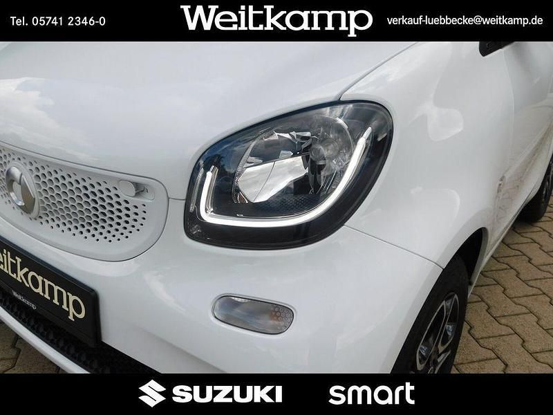 Gebraucht Smart ForTwo Cabrio Prime 71 PS (52 kW) 2017 Bodypanels in white Cabrio