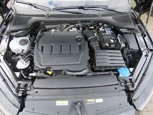 Gebraucht Skoda Octavia 116 PS (85 kW) 2022 Schwarz Limousine