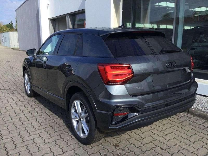 Neu Audi Q2 S-Line 150 PS (110 kW) 2025 Daytonagrau SUV