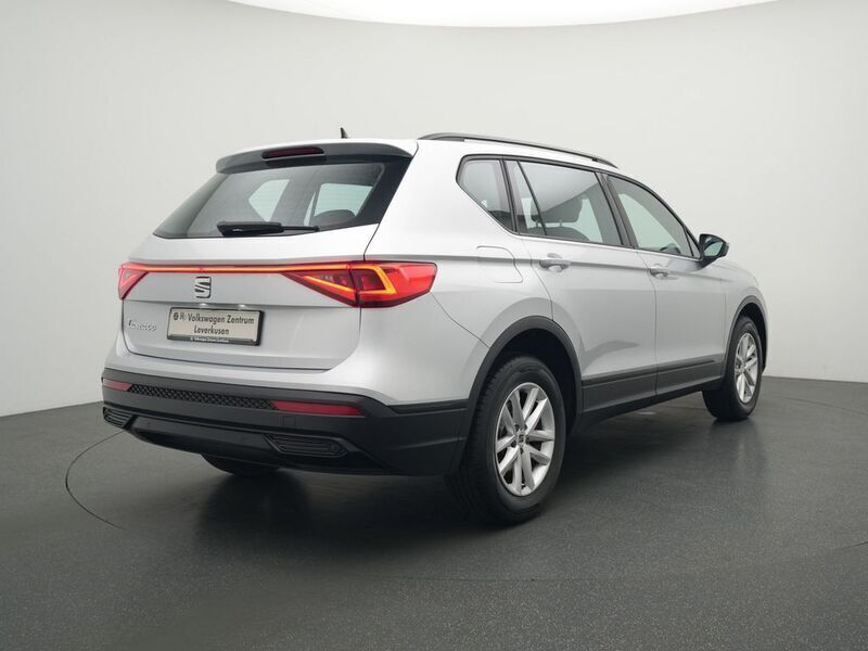 Gebraucht Seat Tarraco Style 150 PS (110 kW) 2023 Silber / reflex silber (metallic) SUV