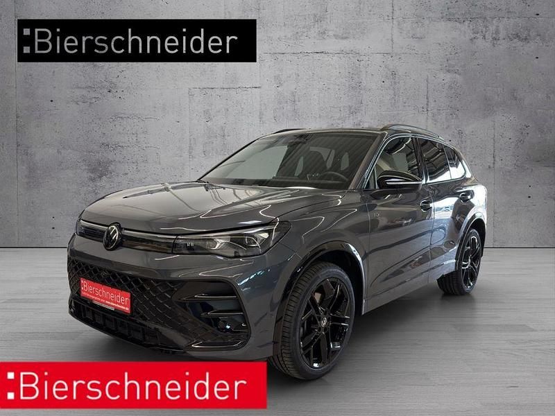 Grau Gebraucht 2024 VW Tiguan Style SUV | 45.950 € (Etwas zu teuer) - Bild 1/3