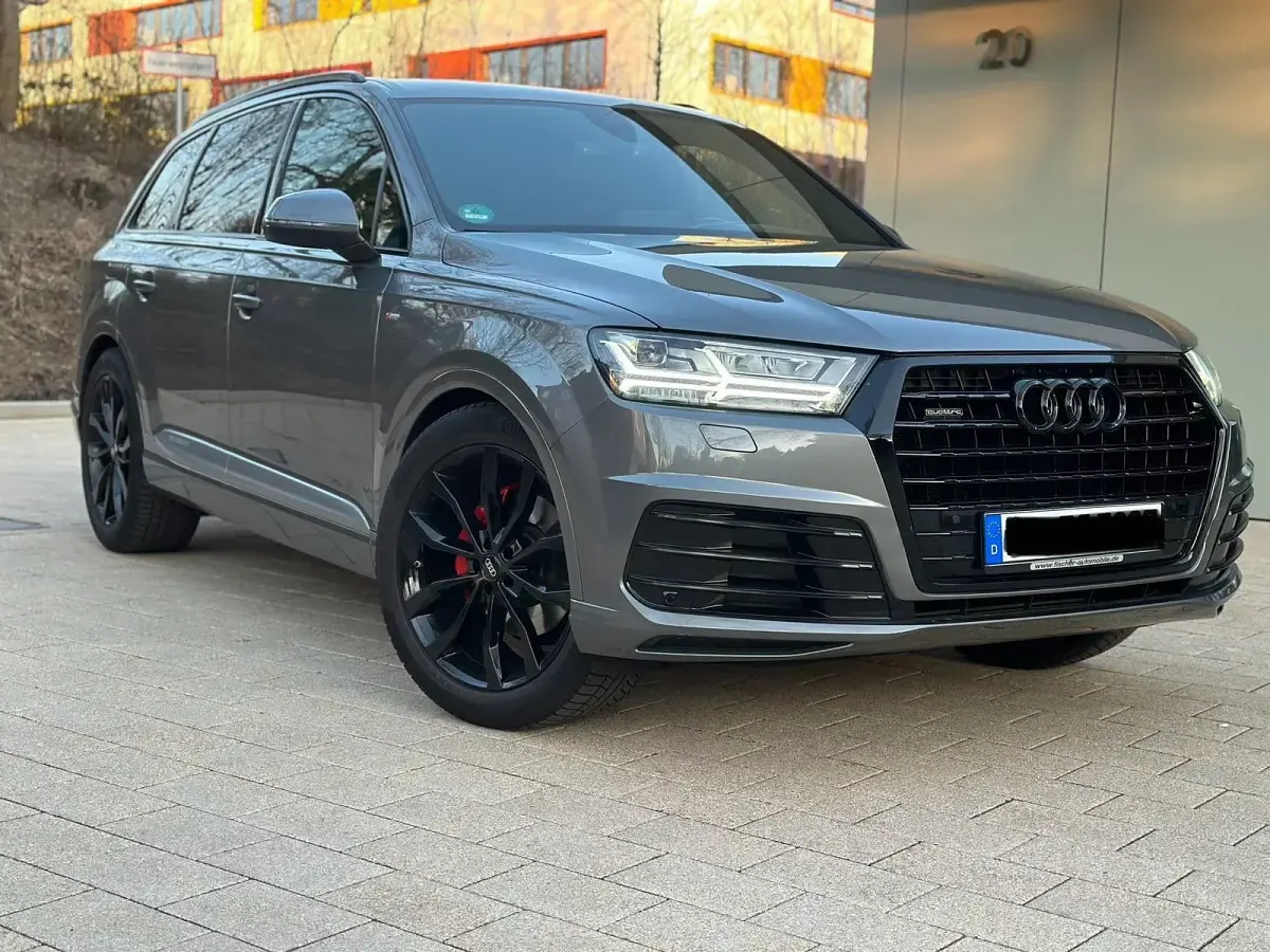 Gebraucht Audi Q7 Comfort 272 PS (200 kW) 2016 Grau SUV