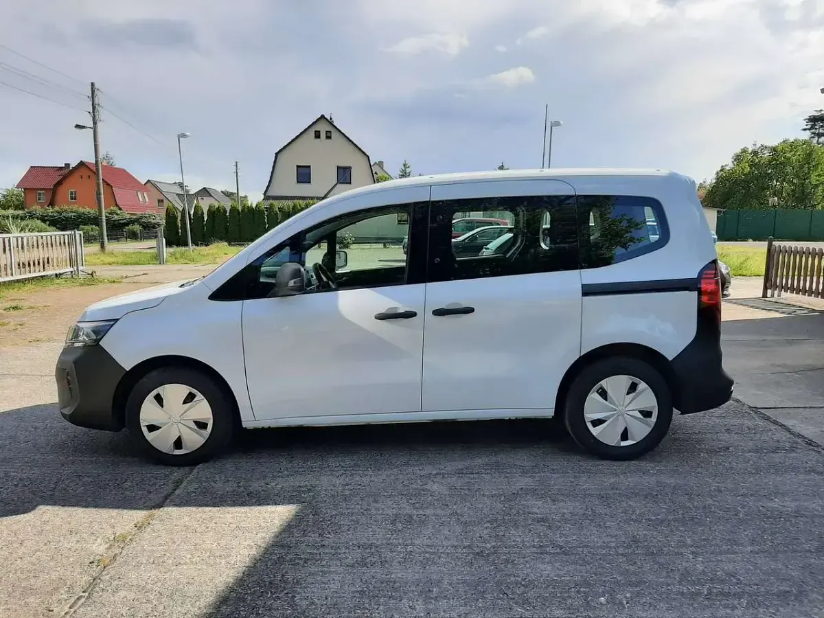 Gebraucht Nissan Townstar Acenta 131 PS (96 kW) 2024 Mineral white (s) Van / Kleinbus