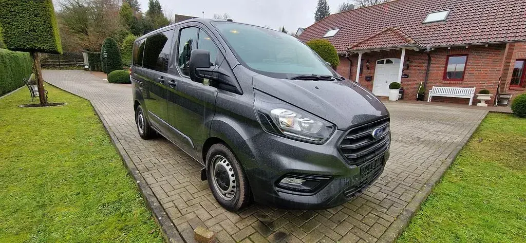 Usata Ford Transit Custom 131 CV (96 kW) 2018 Grigio Monovolume