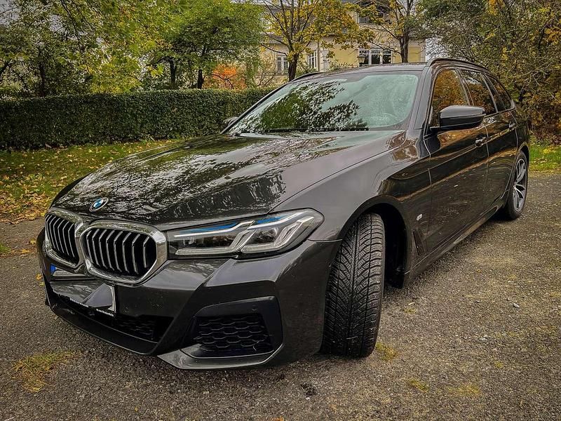 Gebraucht 2021 BMW 530 M Sport Kombi | 29.800 € (Guter Preis) - Bild 1/4