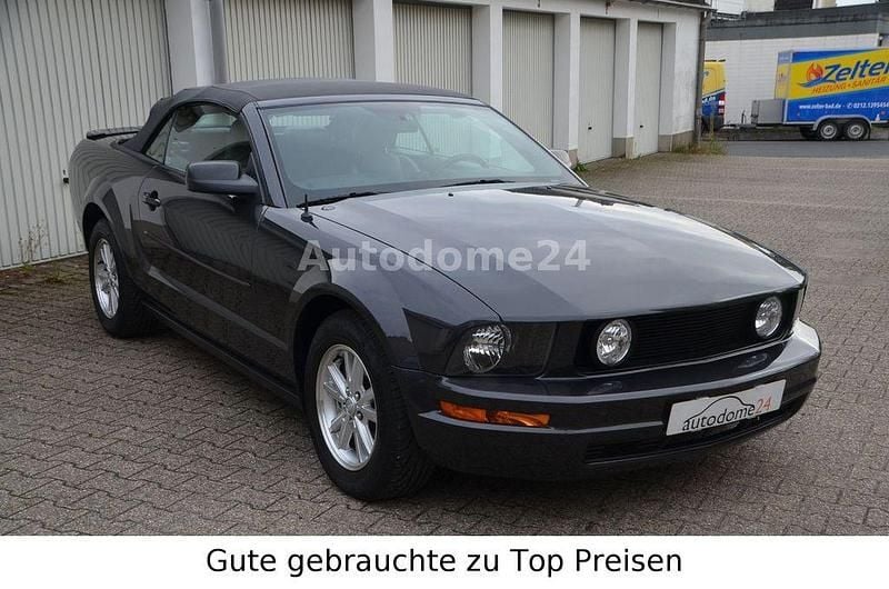 Grau Gebraucht 2006 Ford Mustang Cabrio | 11.500 € (Fairer Preis) - Bild 1/4